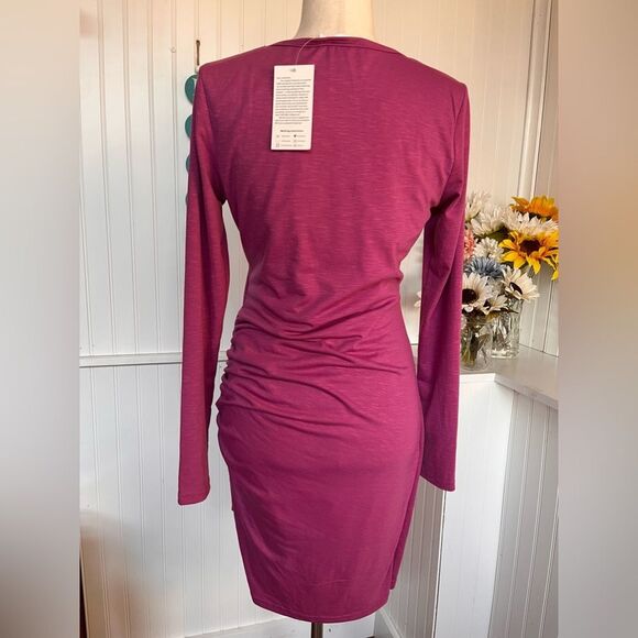 Long Sleeves Ruched Side Fuchsia - Picture 4 of 11
